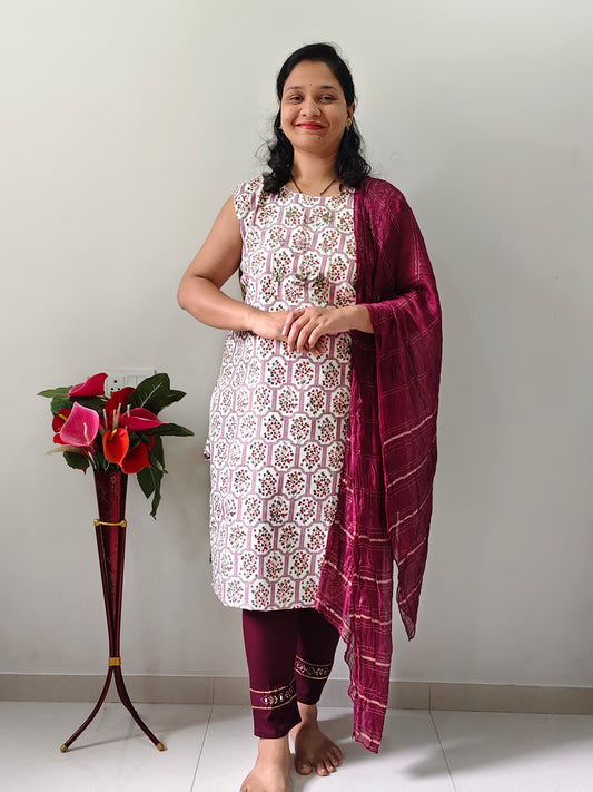 Elegant Collections kurti pant dupatta set for women featuring a stylish design with rich colors