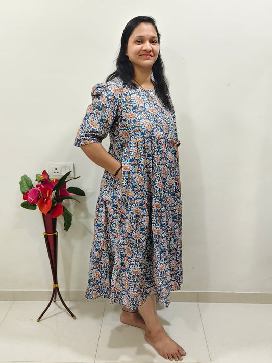 Elegant Collections Cotton Dress for Summer with Floral Print and Pockets for Comfortable Wear