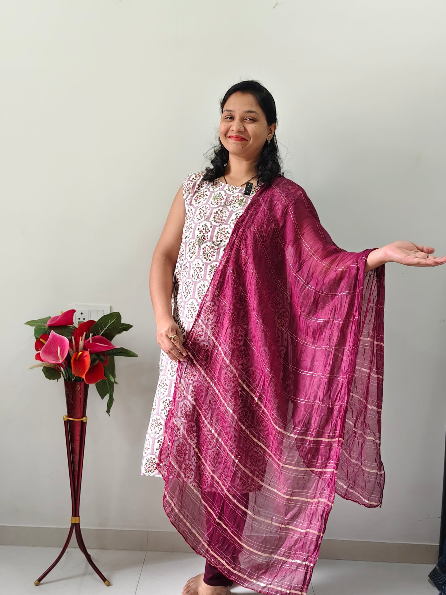 Elegant kurti pant dupatta set for women featuring a stylish design with a flowing dupatta